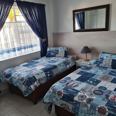 Flamingo Park Langebaan, 2 Bedroom Apartment Luaran gambar
